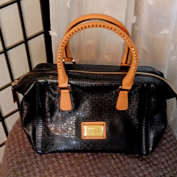 GUESS 1981 Vintage 🎒 Bag♥️♥️♥️♥️♥️